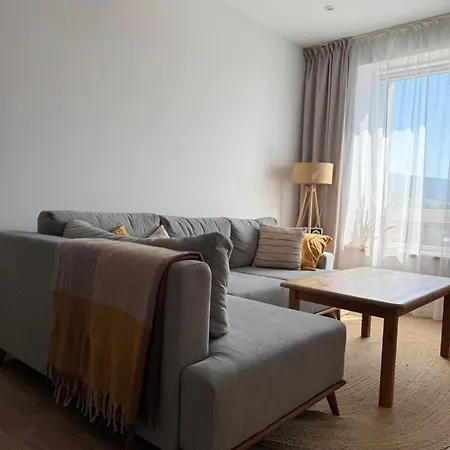 Miedzy Szlakami Apartman *